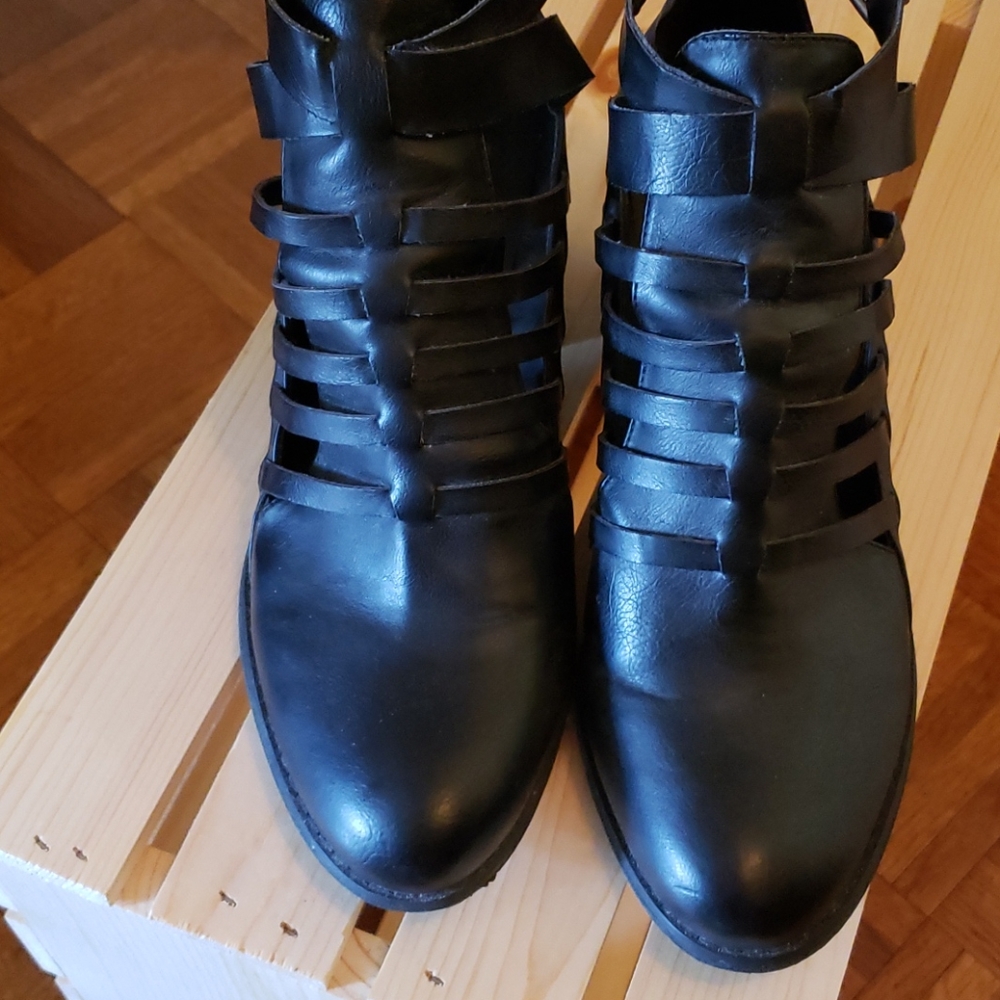 Guess Bootie